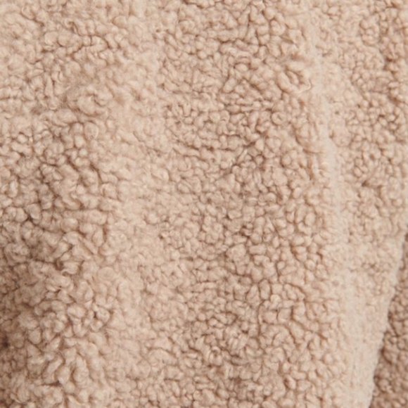 Sherpa Jacket - Picture 5 of 6